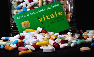 Inquiets du renchérissement du coût de la santé, estimant payer trop cher leur assurance complémentaire, les Français seront très attentifs aux propositions des candidats aux prochaines élections en matière de santé, selon une étude publiée mardi.