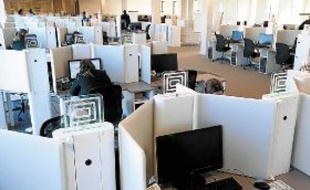 Les centres d'appels externalisés représentent 60 000 emplois en France.