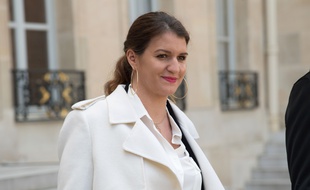 Marlène Schiappa, le 21 mars 2018 sur les marches du palais de l'Elysée.