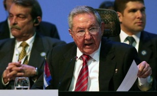 Photo fournie par les services de la présidence du Costa Rica montrant le président cubain Raul Castro lors de l'inauguration du sommet de la Communauté des Etats latino-américains et des Caraïbes (Celac)le 28 janvier 2015 au Costa Rica