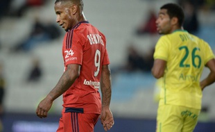 L'attaquant lyonnais Claudio Beauvue.