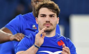 Antoine Dupont conduira de nouveau le XV de France à Dublin contre l'Irlande, samedi lors du match au sommet du Tournoi des VI Nations.