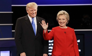 Donald Trump et Hillary Clinton lors du premier des trois débats télévisés de la campagne présidentielle américaine, le 26 septembre 2016.