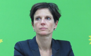 Sandrine Rousseau, candidate (EELV) à l'élection régionale en Nord-Pas-de-Calais Picardie.