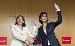 Anne Hidalgo et Rachida Dati lors d'un débat en 2013 à Sciences Po