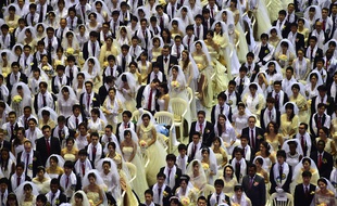 Samedi 20 février, 3.000 couples, adeptes de la secte Moon, se sont mariés lors d'une immense cérémonie à Gapyeong, en Corée du Sud.