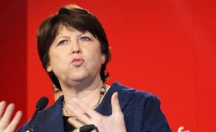 Le Conseil national du Parti socialiste a approuvé samedi à une très large majorité les listes pour les Européennes du 7 juin, un quasi consensus salué par Martine Aubry, pour qui les socialistes sont "rassemblés face aux Français" et "unis sur la question européenne".