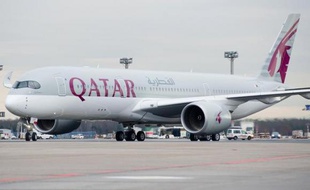 Un Airbus de la Qatar Airways sur le tarmac de l'aéroport de Francfort, le 15 janvier 2015