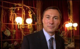Jean-Marie Bockel, sénateur-maire PS de Mulhouse, a estimé vendredi qu'"il fallait au minimum laisser la porte ouverte" à un dialogue avec le président de l'UDF François Bayrou, qui "a franchi le Rubicon" en votant la censure contre le gouvernement Villepin.