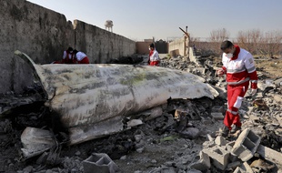 Sur les lieux du crash du Boeing ukrainien, près de Téhéran, mercredi 8 janvier 2019.