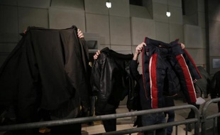 Des peines de prison avec sursis assorties d'interdiction de stade ont été infligées aux supporteurs stéphanois et niçois qui comparaissaient jeudi en correctionnelle pour des violences avant un match de football (L1) à Nice le 24 novembre.