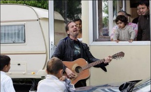Francis Lalanne avait sorti sa guitare pour faire campagne à Strasbourg en 2007
