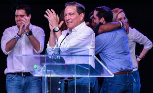 Laurentino Cortizo célèbre sa victoire, le 6 mai 2019.