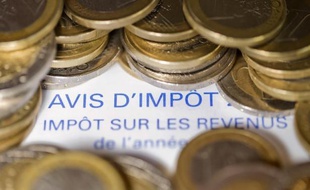 Le poids des prélèvements obligatoires (PO) devraient augmenter cette année et en 2014 pour un montant de quatre milliards d'euros, a annoncé lundi le quotidien économique Les Echos.