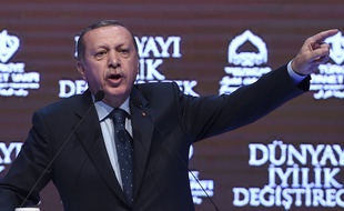 Le président turc Recep Tayyip Erdogan, le 12 mars 2017 à Istanbul, en Turquie.