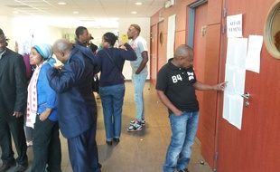 Marseille le 08 SEPTEMBRE 2014 Au tribunal de grande instance d'Aix lors de l'audience sur l'indemnisation des familles des victimes de la catastrophe aérienne de la Yemenia.