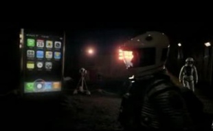 La fausse pub de l'iPhone version Kubrick