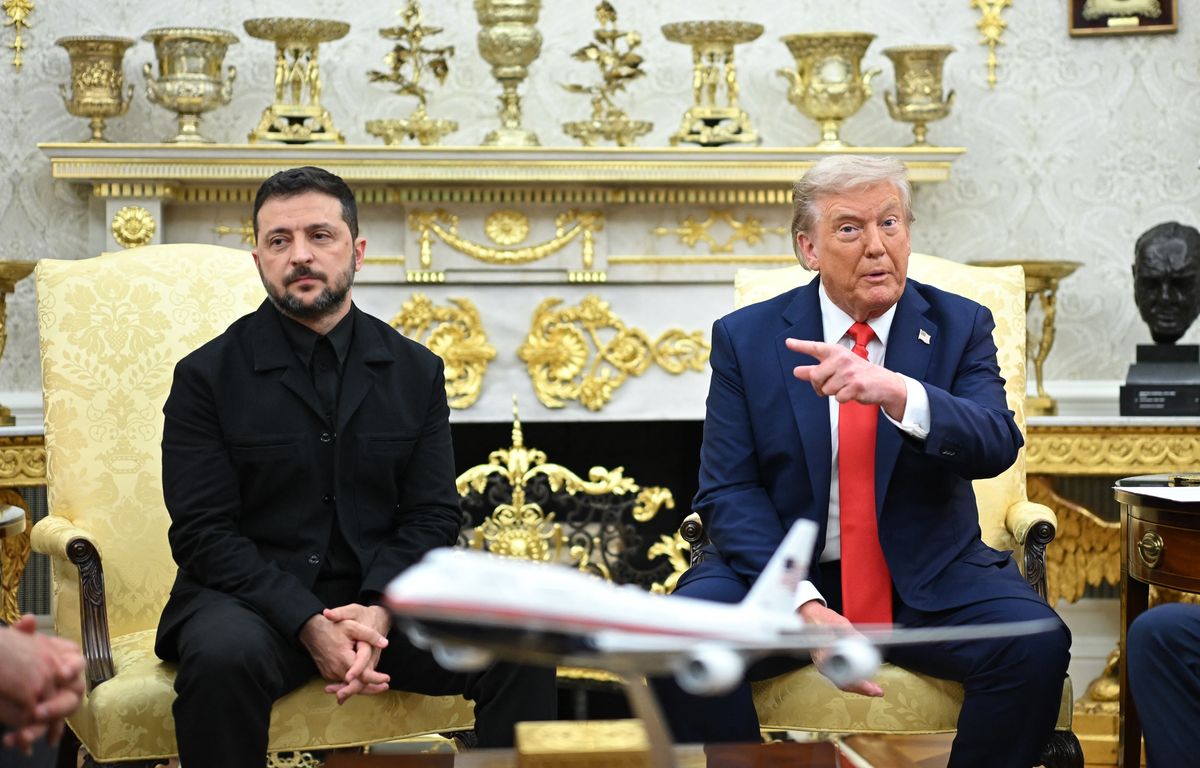 Guerre en Ukraine : « Vous êtes très élégant », Zelensky abandonne l'uniforme pour une tenue noire, Trump apprécie