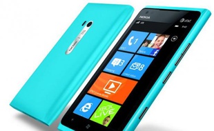 Le Nokia Lumia 900, présenté le 9 janvier 2012 au CES de Las Vegas, dont la date de sortie pour l'Europe n'a pas été précisée.