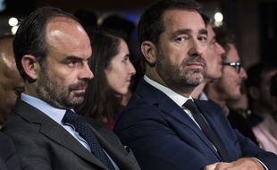 Le Premier ministre Edouard Philippe aux côtés de Christophe Castaner, délégué général du parti présidentiel, maintenu à son poste de secrétaire d'Etat aux Relations avec le Parlement lors du remaniement du 24 novembre 2017.