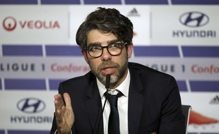 Juninho, ici durant sa première conférence de presse mardi en tant que directeur sportif de l'OL.