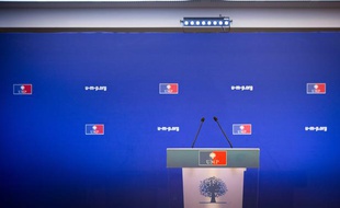 Lors d'une conférence de presse de l'UMP le 25 novembre 2012 à Paris.