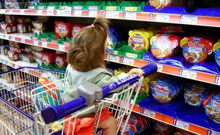 Un rayon alimentation pour enfants.