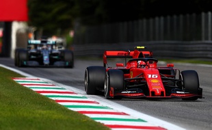 Charles Leclerc (Ferrari) et Lewis Hamilton (Mercedes) lors du GP de Monza, le 8 septembre 2019.