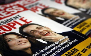 Une couverture de L'Express, dans un kiosque à journaux, le 11 janvier 2008 à Paris