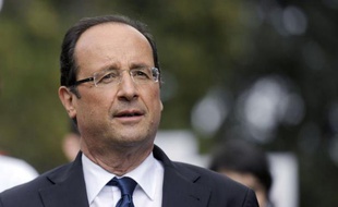 François Hollande, candidat PS à la présidentielle, a jugé jeudi à Nîmes que le programme de Nicolas Sarkozy n'a que "l'austérité comme seule perspective".
