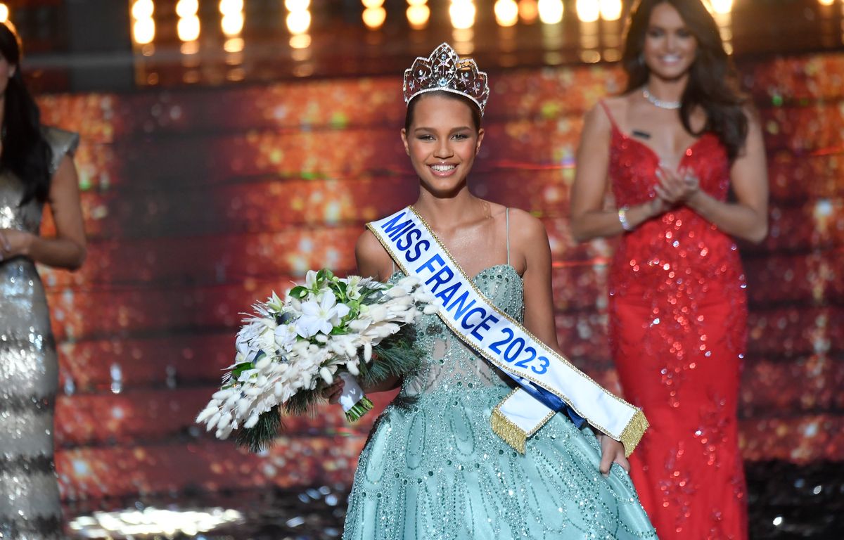 1200x768 Election De Miss France 2023 Depuis Le Mach 36 En Direct Sur Tf Presentee Par Jean Pierre Foucault Et Sylvie Tellier Chateauroux France 17 12 2022