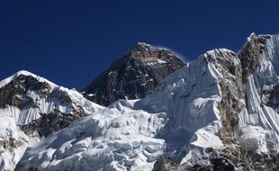Le Mont Everest le 4 décembre 2009