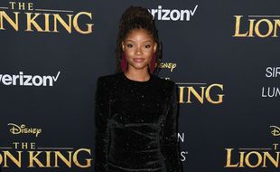 La chanteuse et actrice Halle Bailey