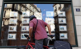 Une agence immobilière à Nantes, le 10 octobre 2011.