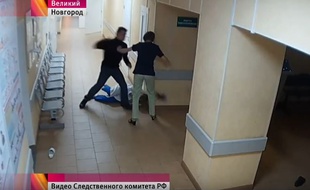 Les images montrant une infirmière présentée comme française, agressée par un homme soi-disant étranger, ont en réalité été filmées en Russie…
