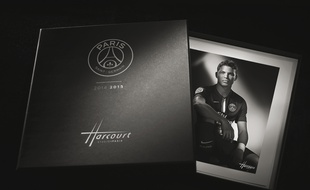 Thiago Silva photographié par le Studio Harcourt, à l'occasion d'une vente aux enchères au profit de la fondation PSG, le 27 janvier 2015.