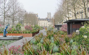 Les Baigneuses devront avoir la main verte pour entretenir les jardins.