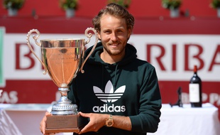 Lucas Pouille remporte le premier Challenger de sa carrière à Bordeaux.