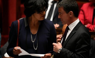 Myriam El Khomri et Manuel Valls à l'Assemblée nationale le 11 mai 2016