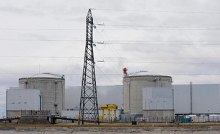 La centrale nucléaire de Fessenheim en 2008.