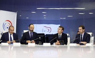 Emmanuel Macron et Edouard Philippe se sont réunis le 16 mars 2019 après les violences survenues lors de la manifestation des «gilets jaunes» à Paris.