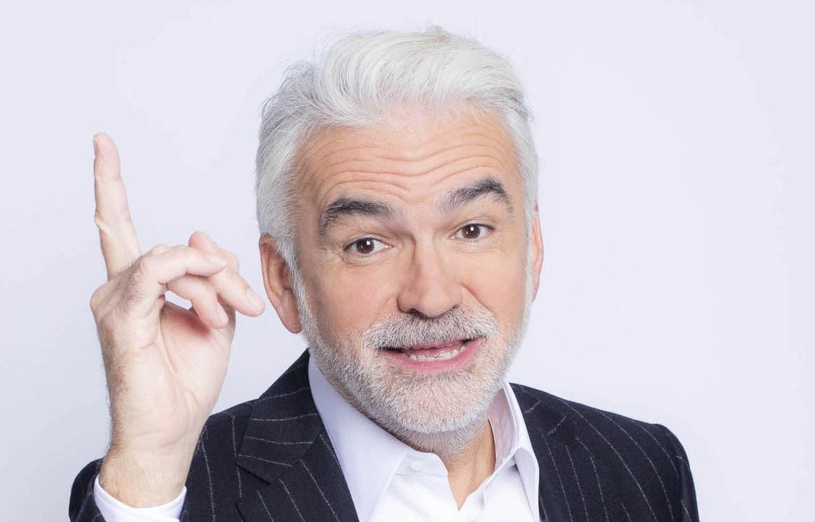 Pascal Praud accuse la patronne de France TV de mettre « une cible sur nos vies » en qualifiant CNews d'extrême droite