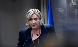 Marine Le Pen le 9 décembre 2016 à Paris.AFP PHOTO / MARTIN BUREAU