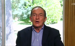 Jean-Pierre Pernaut pendant le JT de 13 Heures le vendredi 24 avril 2020