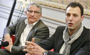 Jérôme Fernandez a été reçu au Capitole, hier, par le maire Pierre Cohen.