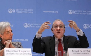 Le secrétaire général de l'OCDE, Angel Gurria, a manifesté son soutien aux achats par la BCE de titres de dette d'Etats de la zone euro en difficulté, pour combattre la crise, dans un entretien paru samedi.