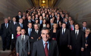 François Fillon et les membres du parti Les Républicains, le 25 septembre 2012.