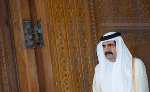 Le nouvel émir du Qatar, cheikh Tamim ben Hamad Al-Thani, a affirmé mercredi vouloir de bonnes relations avec "tous les pays" et formé un nouveau gouvernement remplaçant celui de l'influent Hamad ben Jassem Al-Thani, acteur clé dans la diplomatie dynamique du petit émirat.