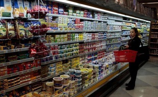 La consommation a bien soutenu la croissance pendant l'été aux Etats-Unis, mais sa marge de progression apparaît limitée compte tenu de la baisse du pouvoir d'achat des Américains sous l'effet conjugué de l'inflation et de la hausse médiocre des revenus.