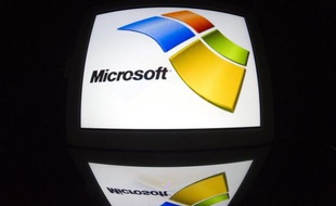 La Commission européenne a infligé mercredi au géant américain des logiciels Microsoft une amende de 561 millions d'euros pour ne pas avoir respecté ses engagements en matière de choix de navigateur pour son système d'exploitation Windows 7.
